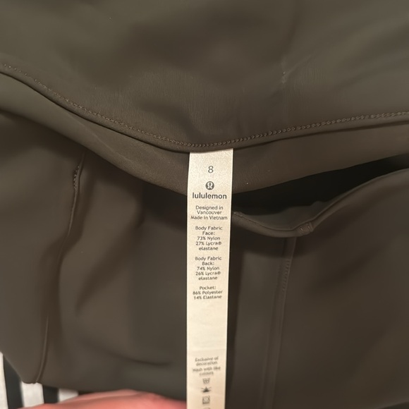 NWOT Lululemon Pants - Picture 3 of 3